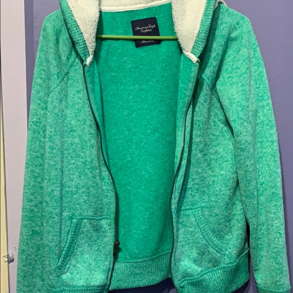 A green comfy zip up